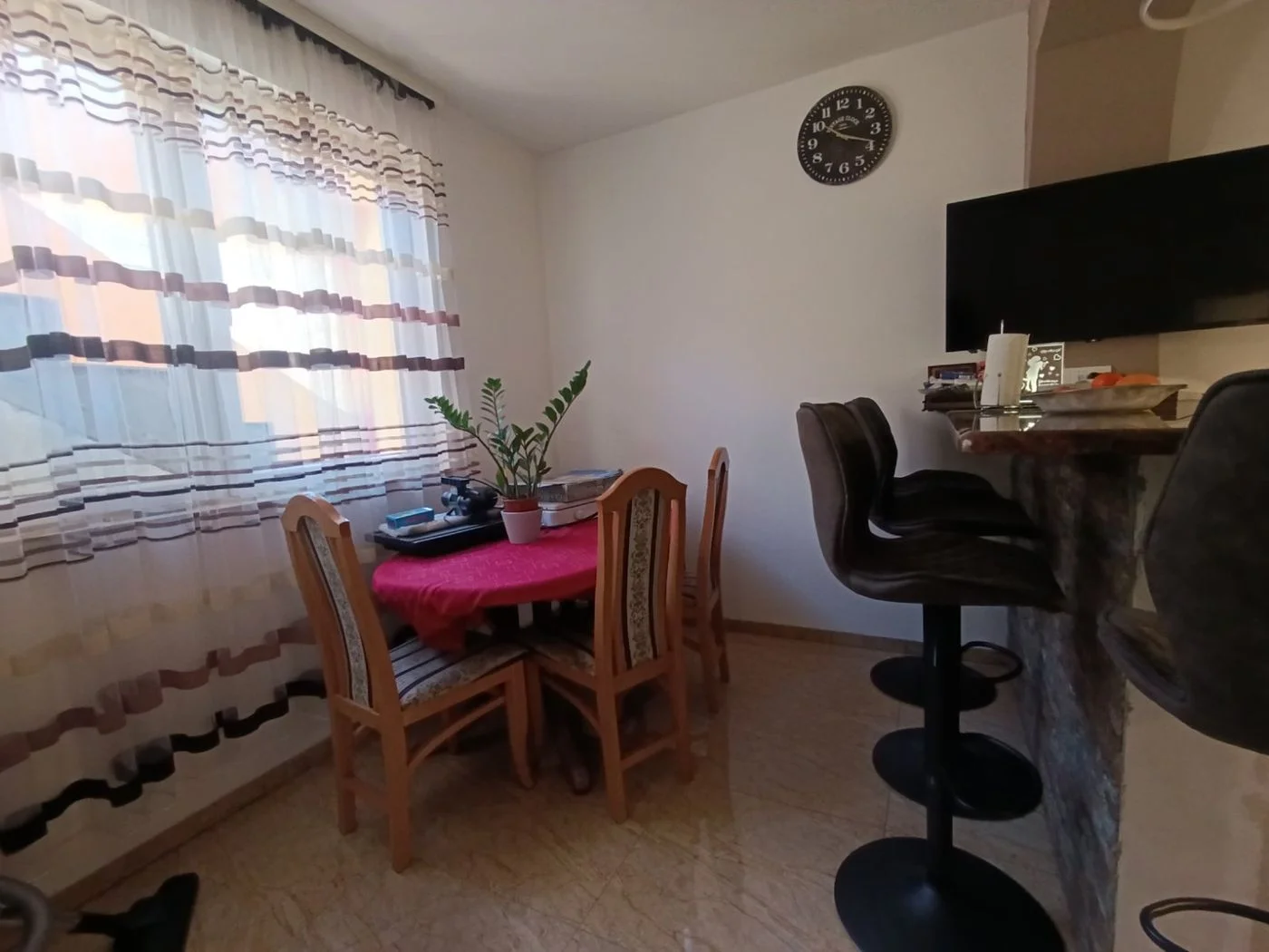 stan na prodaju Bačka Palanka 77m2 524235