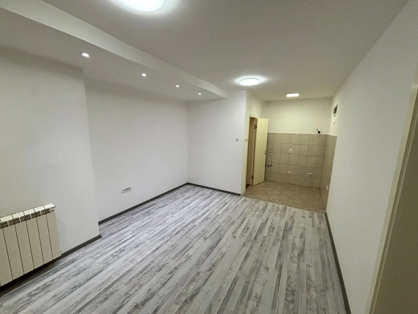 stan na prodaju Novi Sad, 50m2 564976