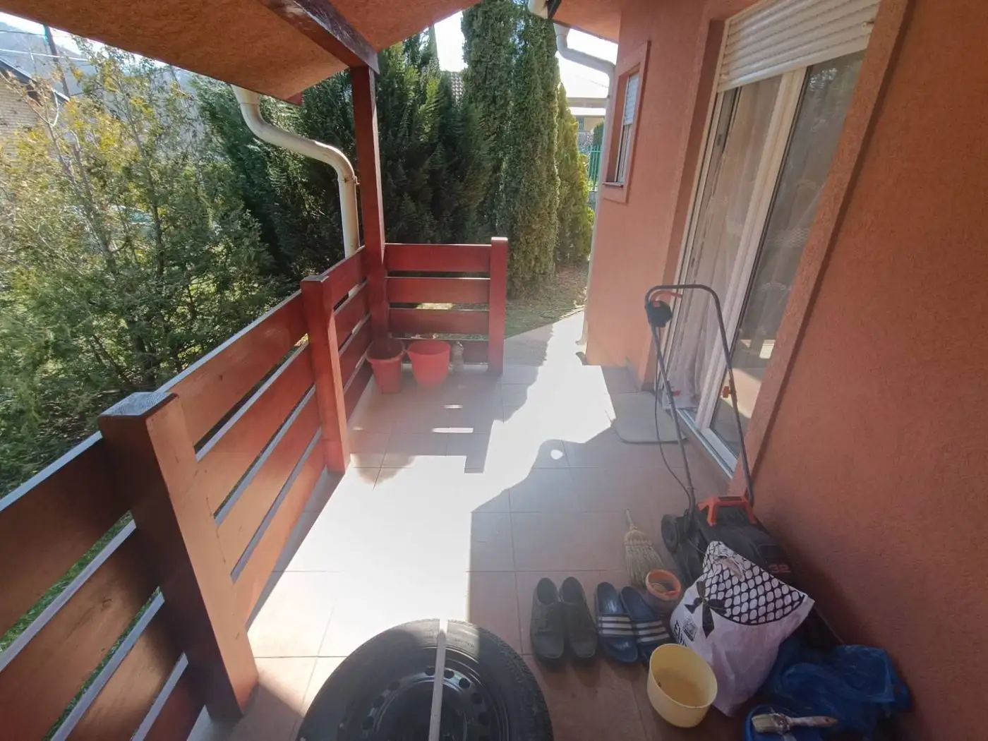 kuca na prodaju Ledinci 77m2 565618