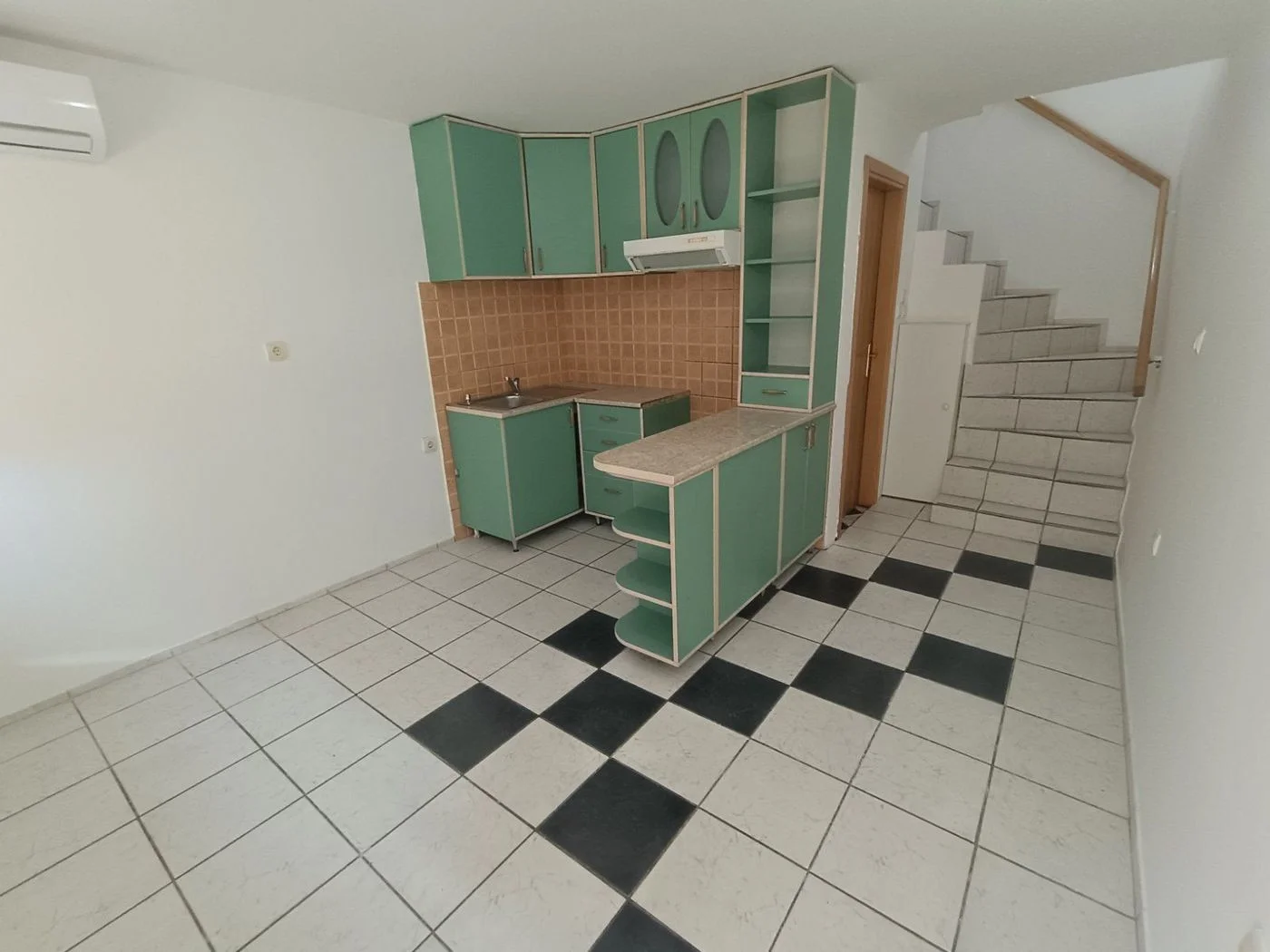 stan na prodaju Novi Sad 56m2 565830