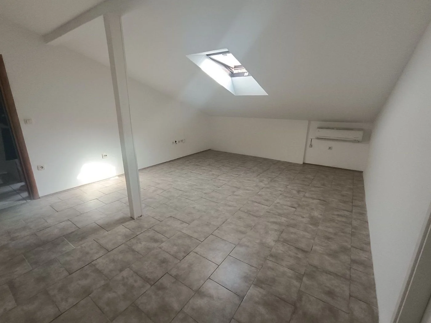 stan na prodaju Novi Sad 56m2 565830