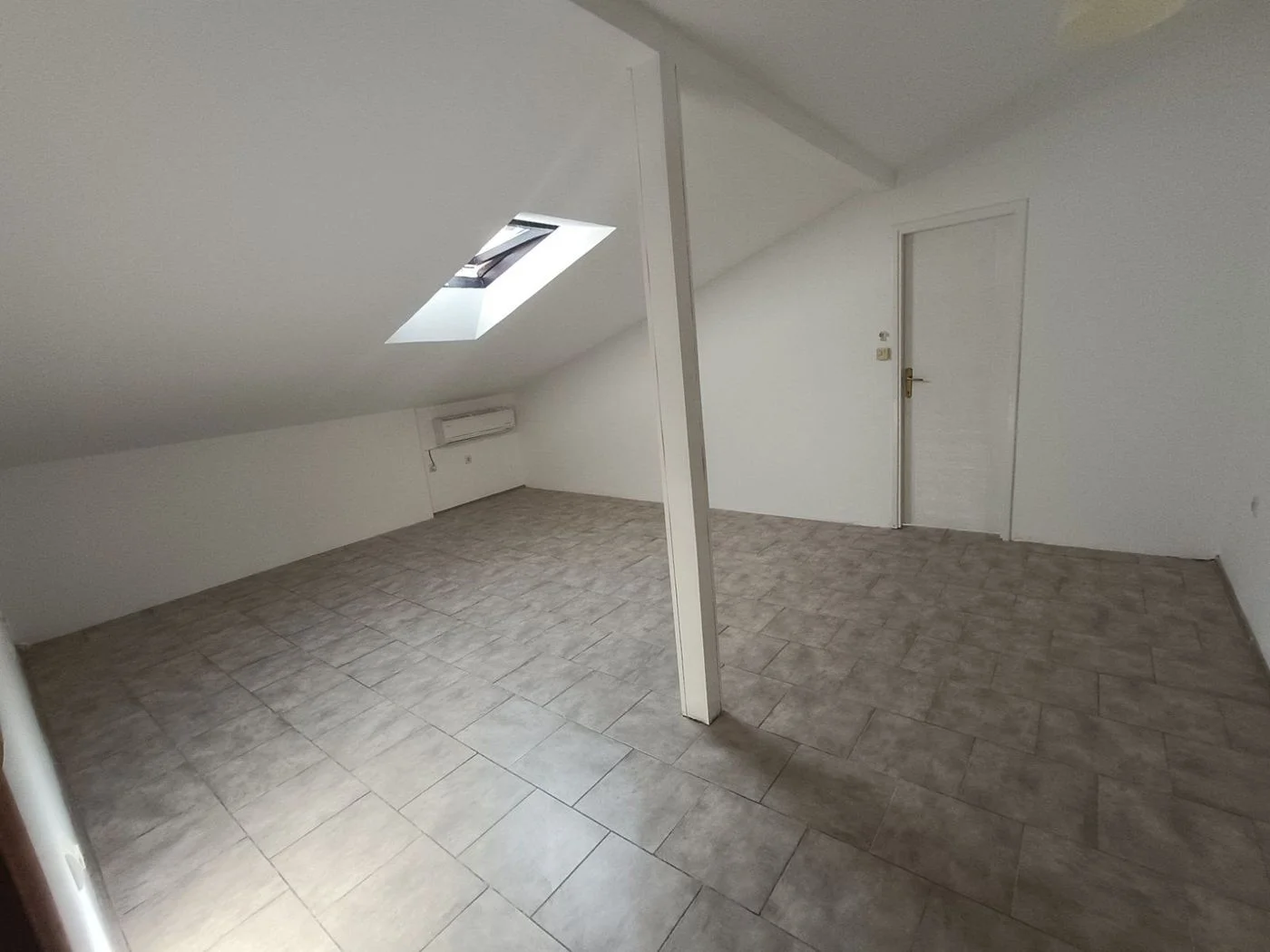 stan na prodaju Novi Sad 56m2 565830