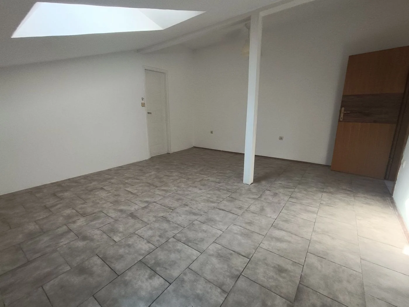 stan na prodaju Novi Sad 56m2 565830