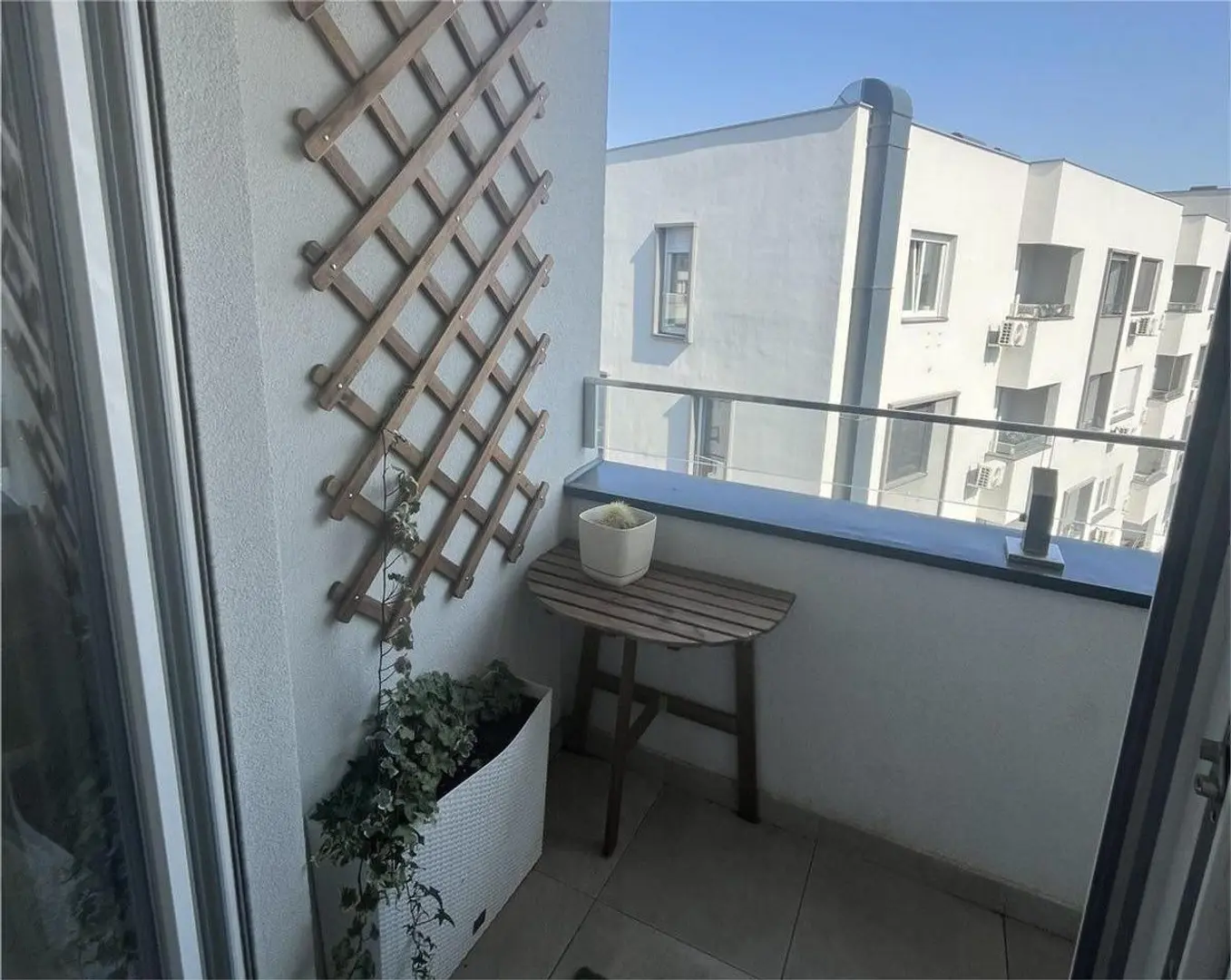 stan na prodaju Novi Sad 65m2 565740