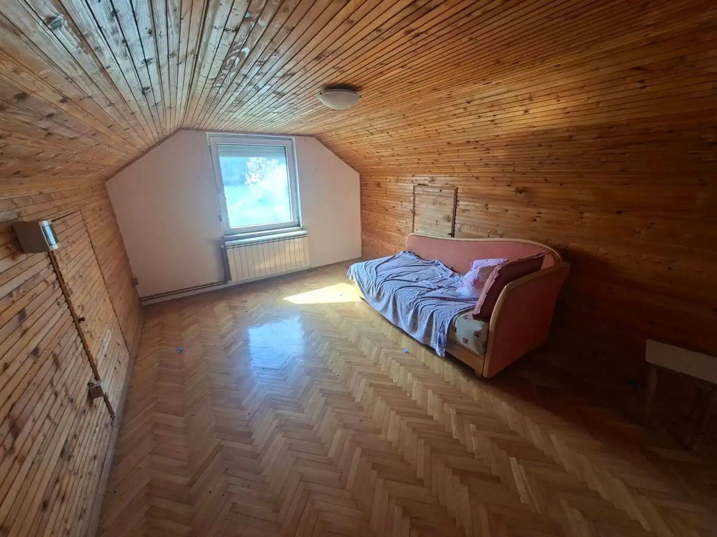 kuca na prodaju Petrovaradin 111m2 565024