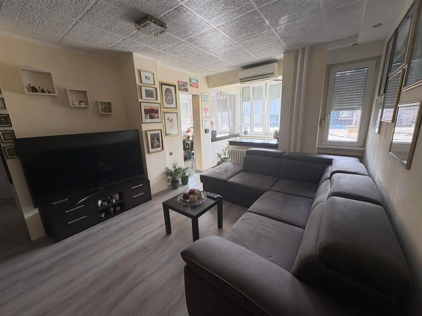 stan na prodaju Novi Sad 59m2 566342