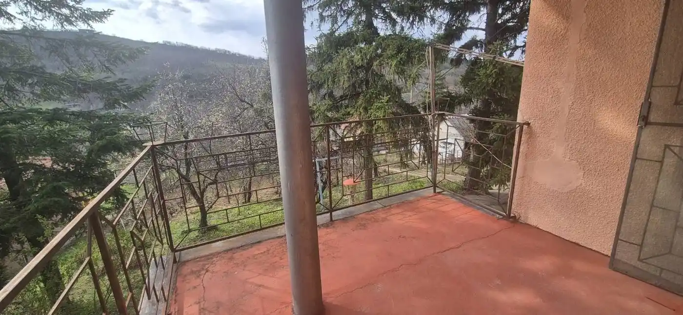 kuca na prodaju Ledinci 20m2 566486