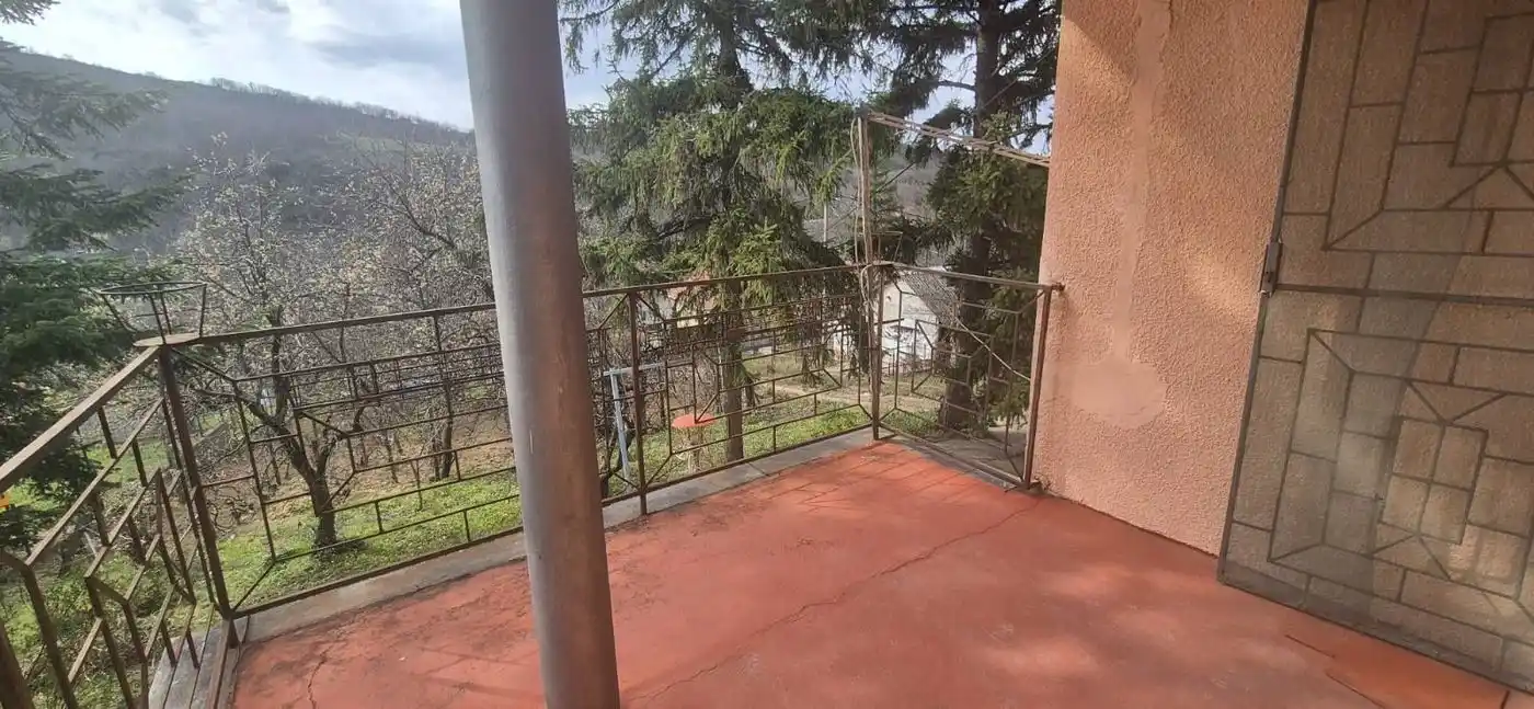kuca na prodaju Ledinci 20m2 566486