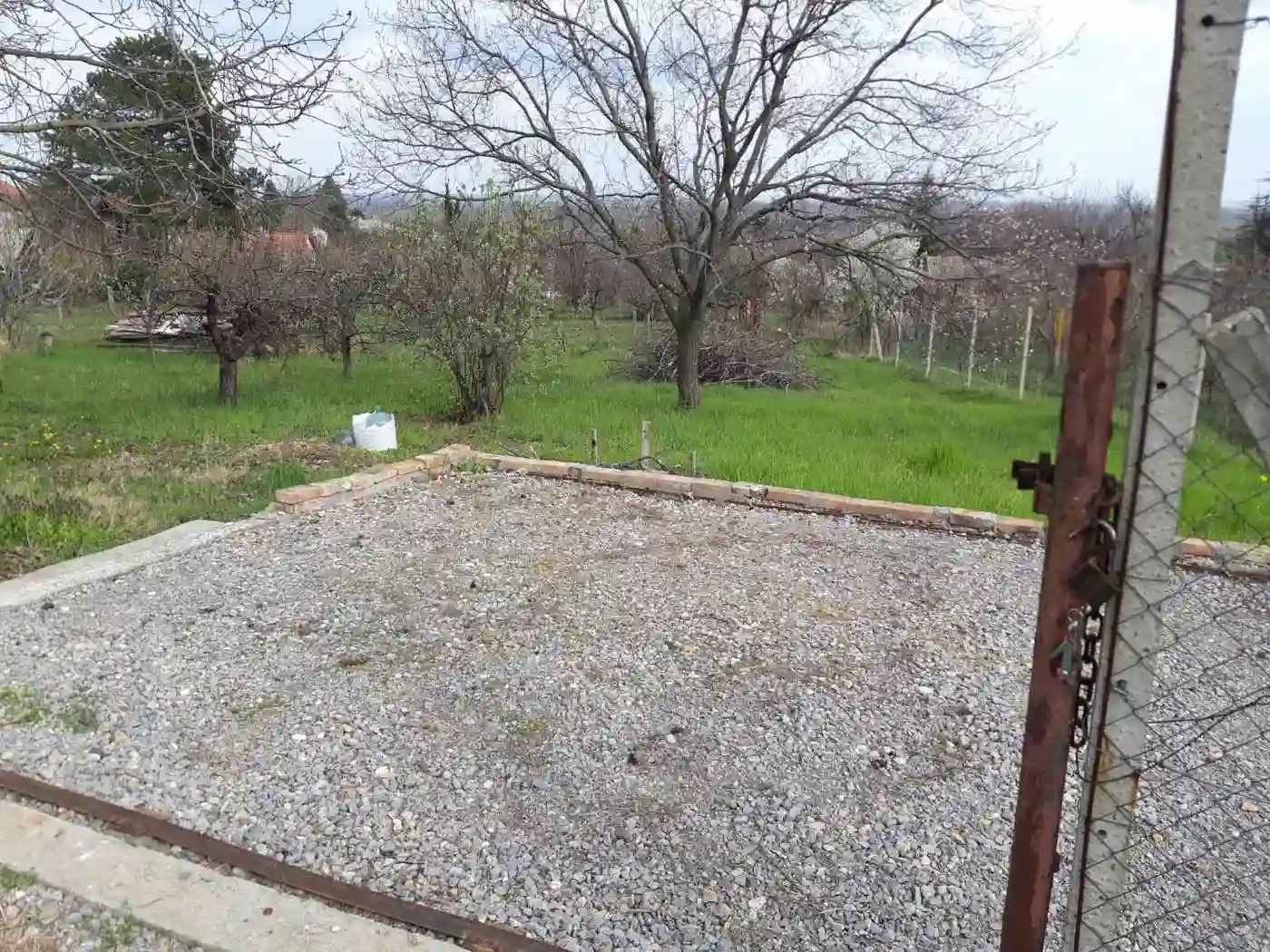 plac na prodaju Petrovaradin 895m2 566472