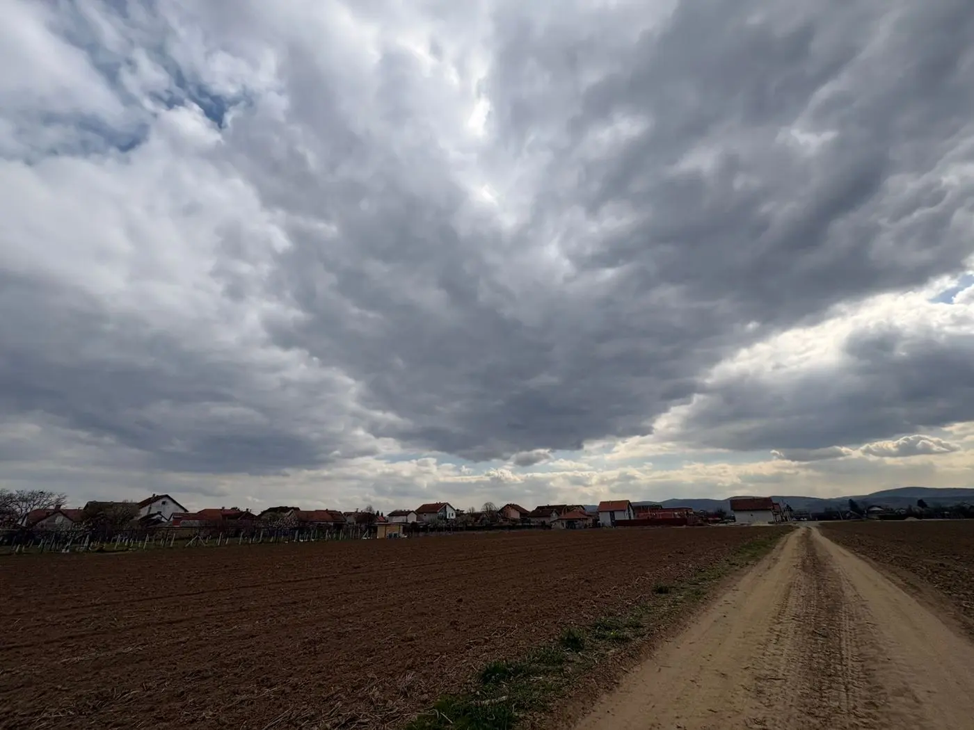 plac na prodaju Futog 683m2 566622