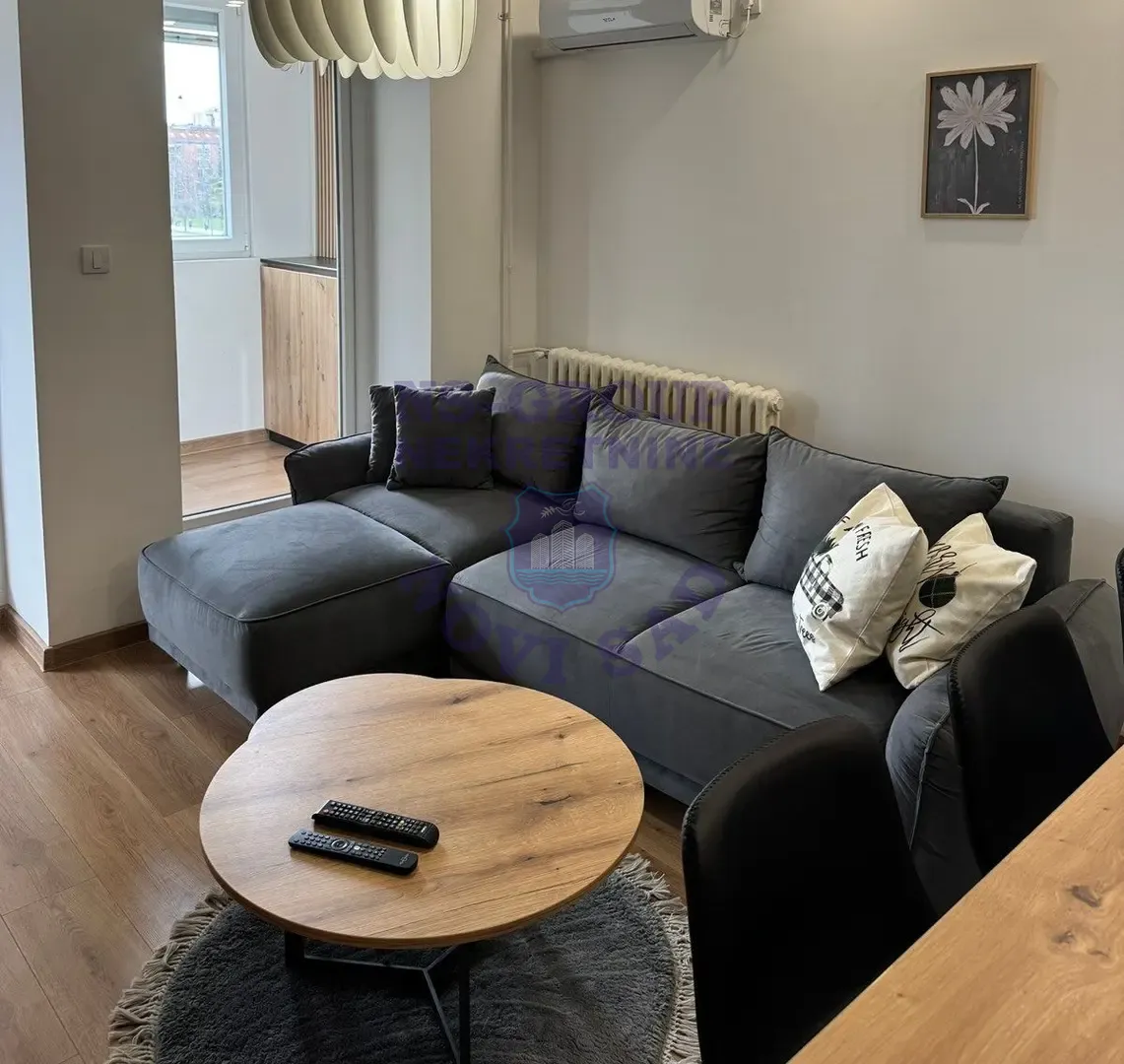 stan na prodaju Novi Sad, 45m2 15911