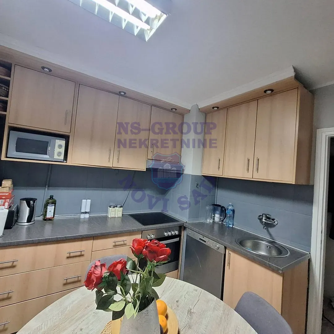 stan na prodaju Novi Sad 47m2 567284