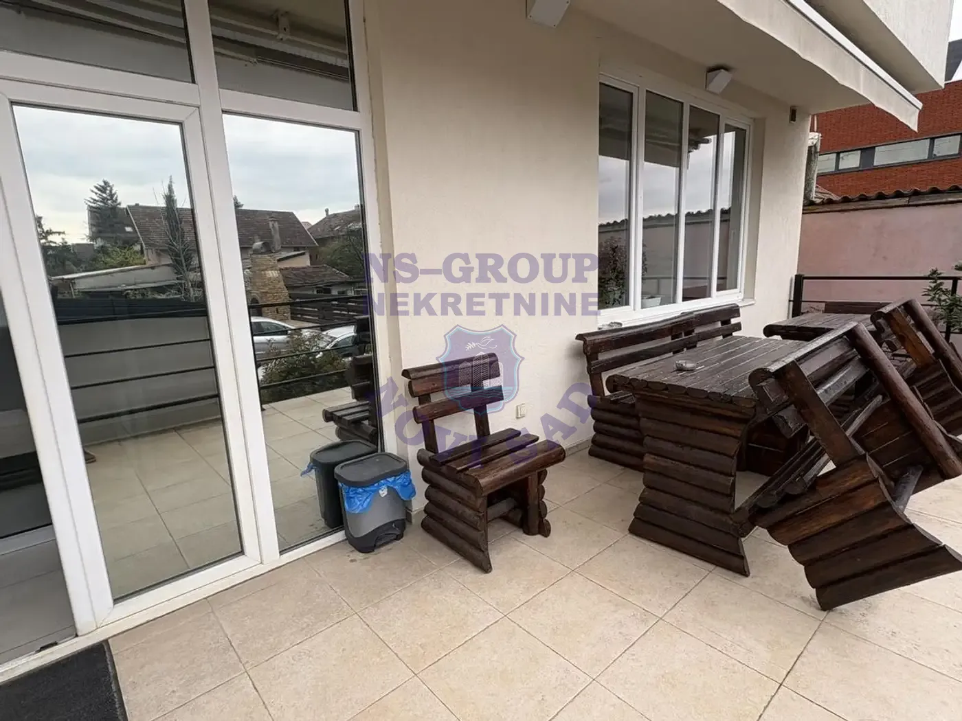 lokal na prodaju Novi Sad 464m2 567386