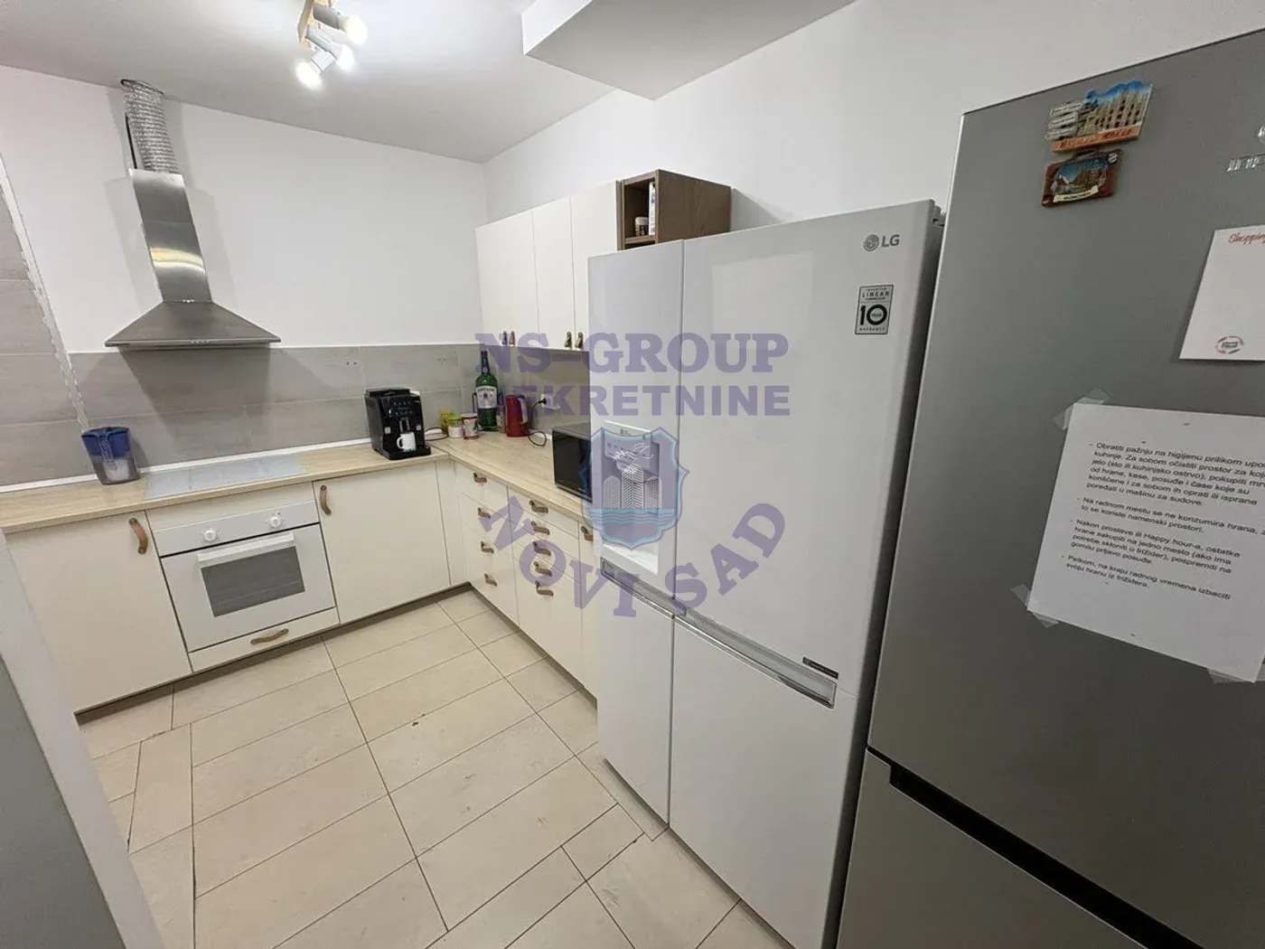 lokal na prodaju Novi Sad 464m2 567386