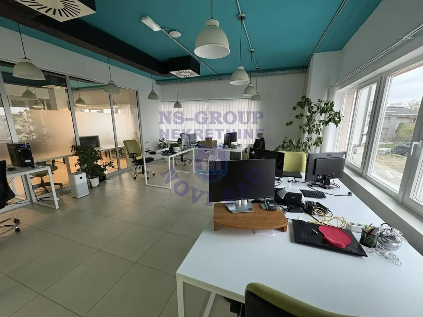 lokal na prodaju Novi Sad 464m2 567386
