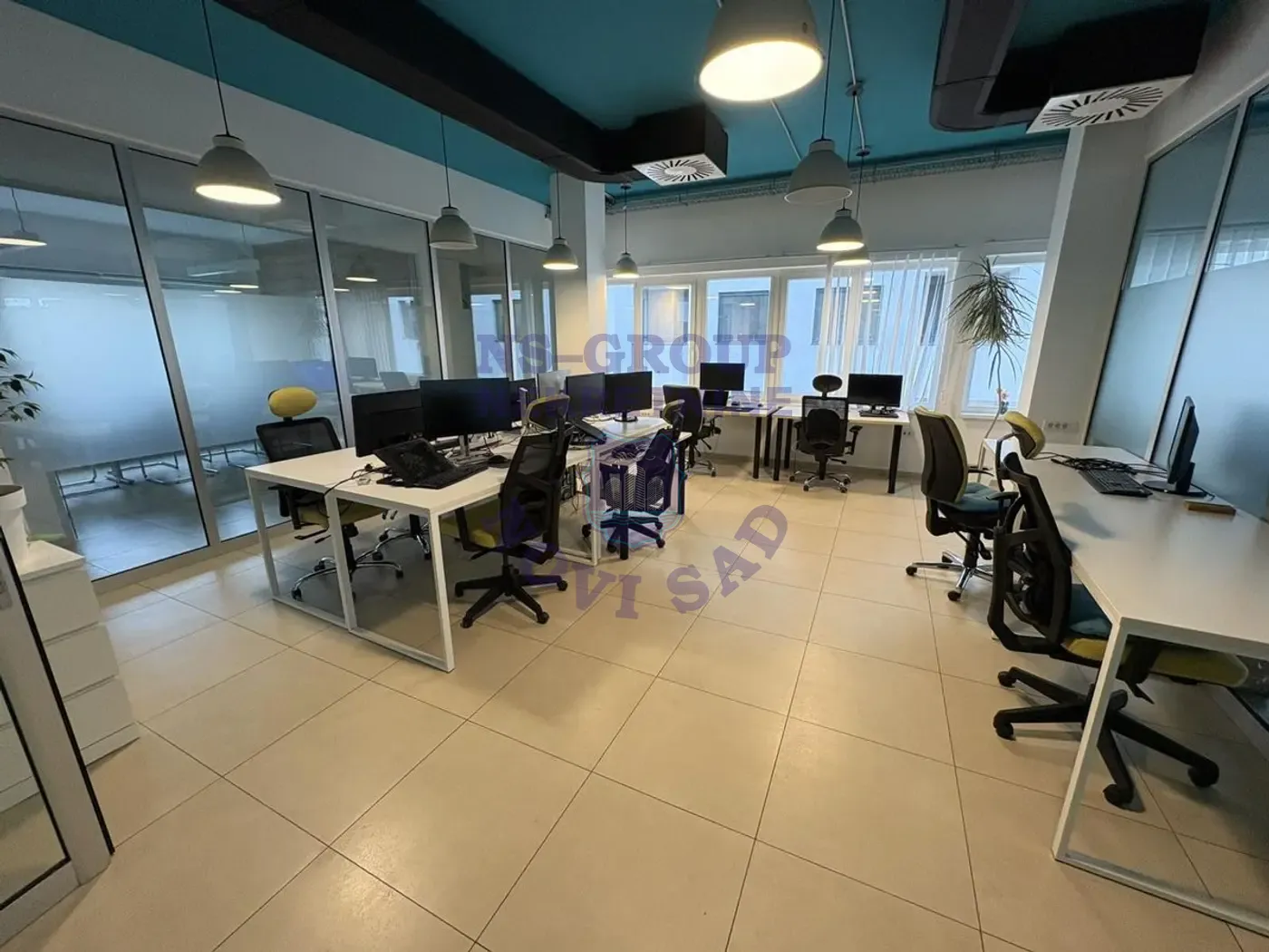 lokal na prodaju Novi Sad 464m2 567386