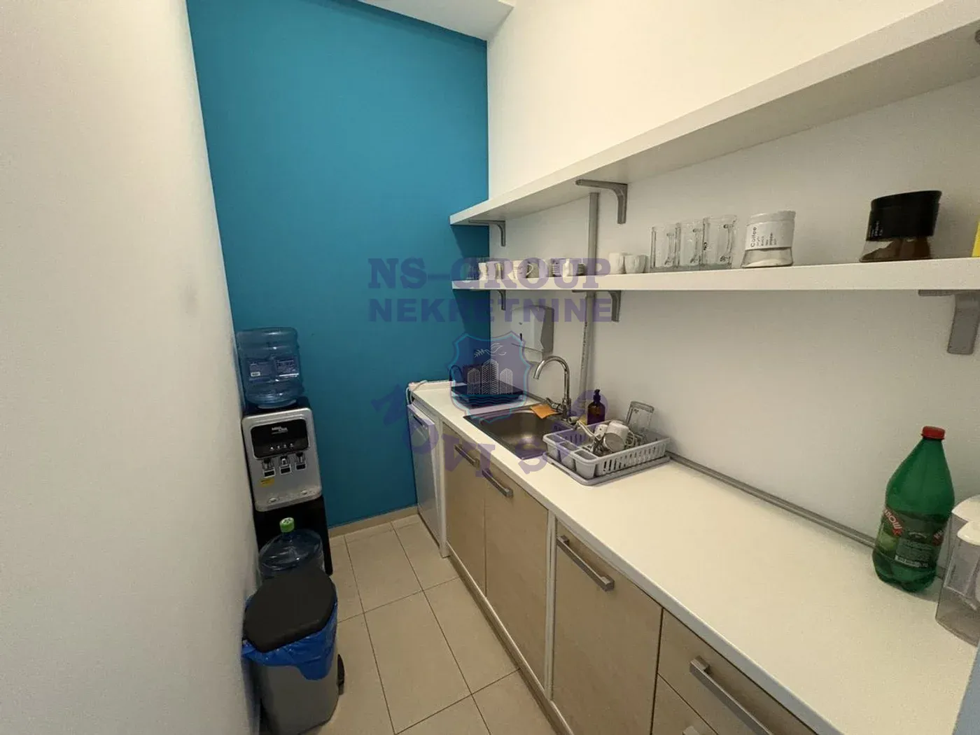 lokal na prodaju Novi Sad 464m2 567386