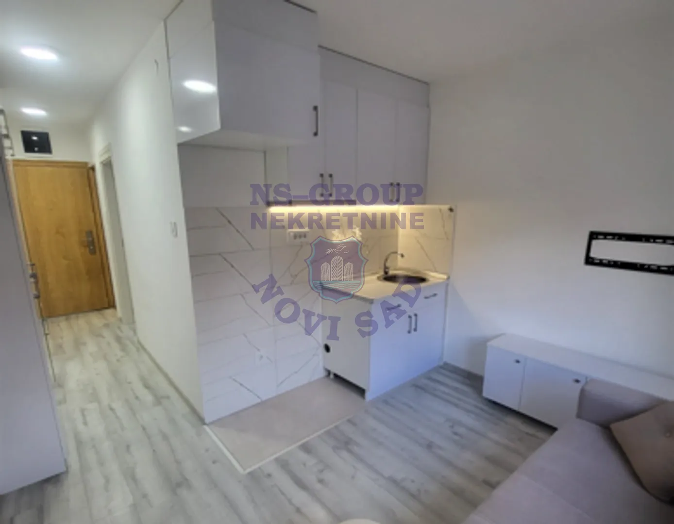 stan na prodaju Novi Sad, 26m2 567429