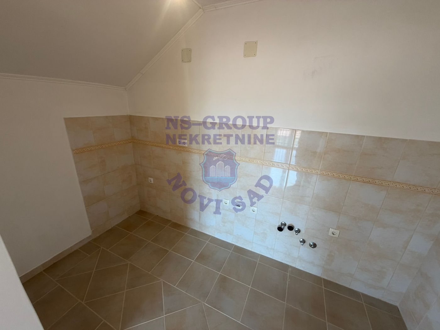 stan na prodaju Čelarevo 53m2 567605