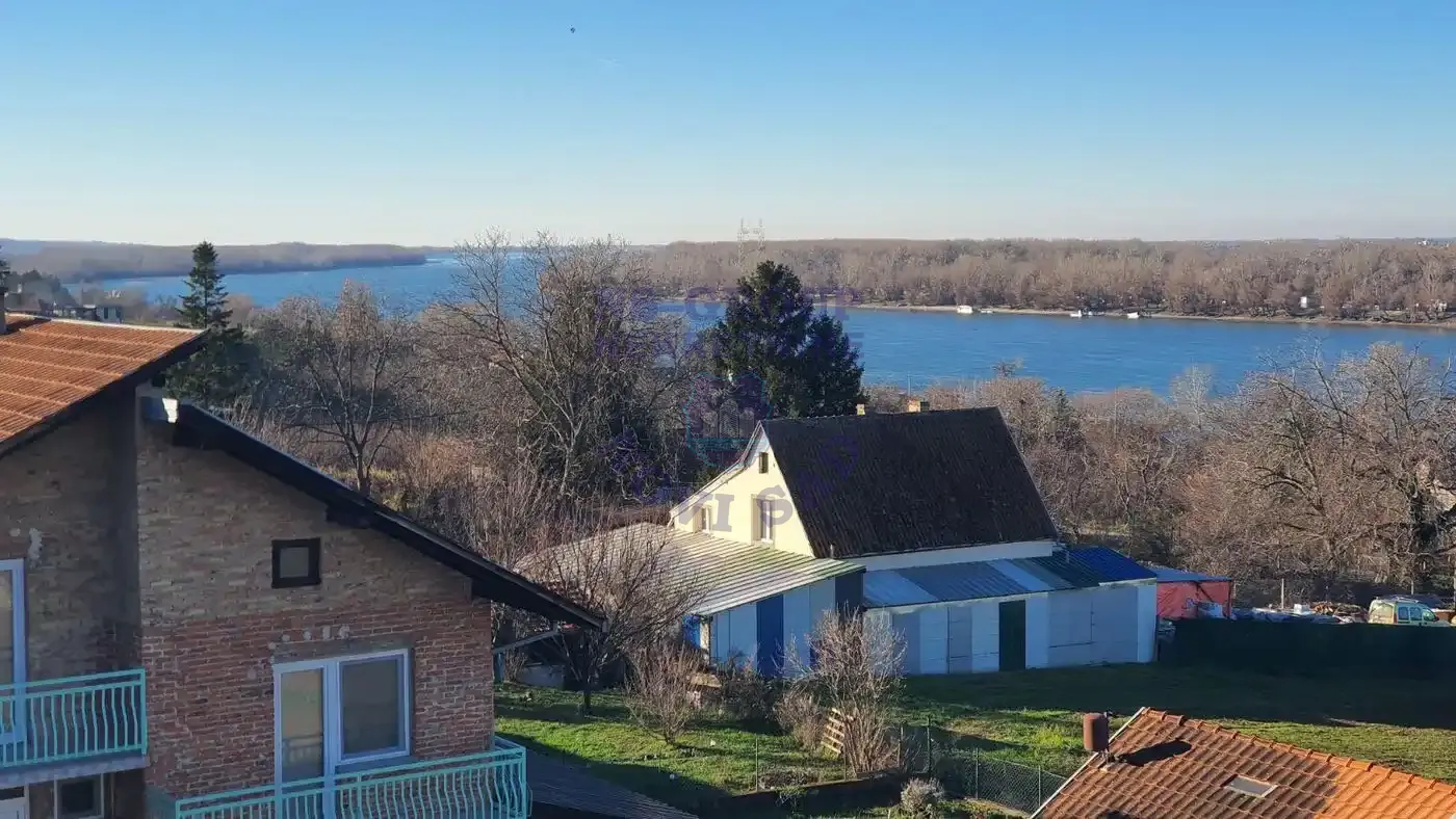 stan na prodaju Sremska Kamenica 155m2 566929