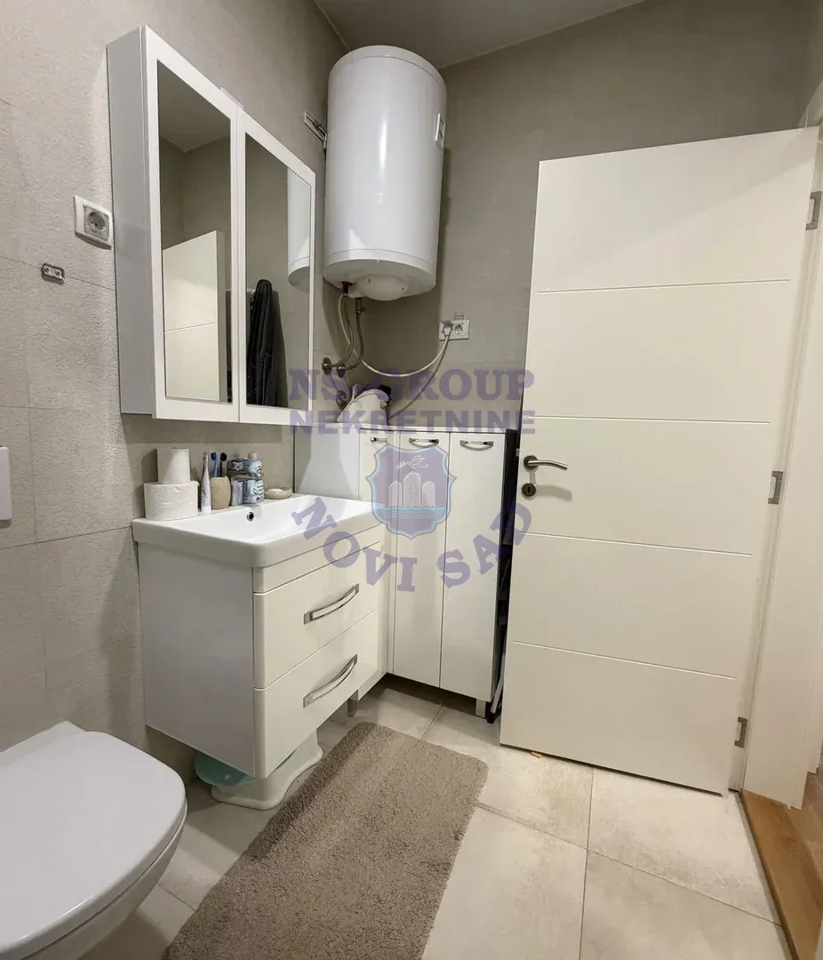 stan na prodaju Novi Sad 65m2 567825
