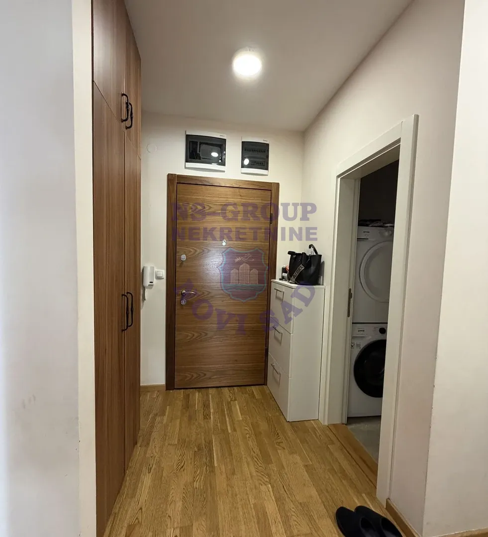stan na prodaju Novi Sad 65m2 567825