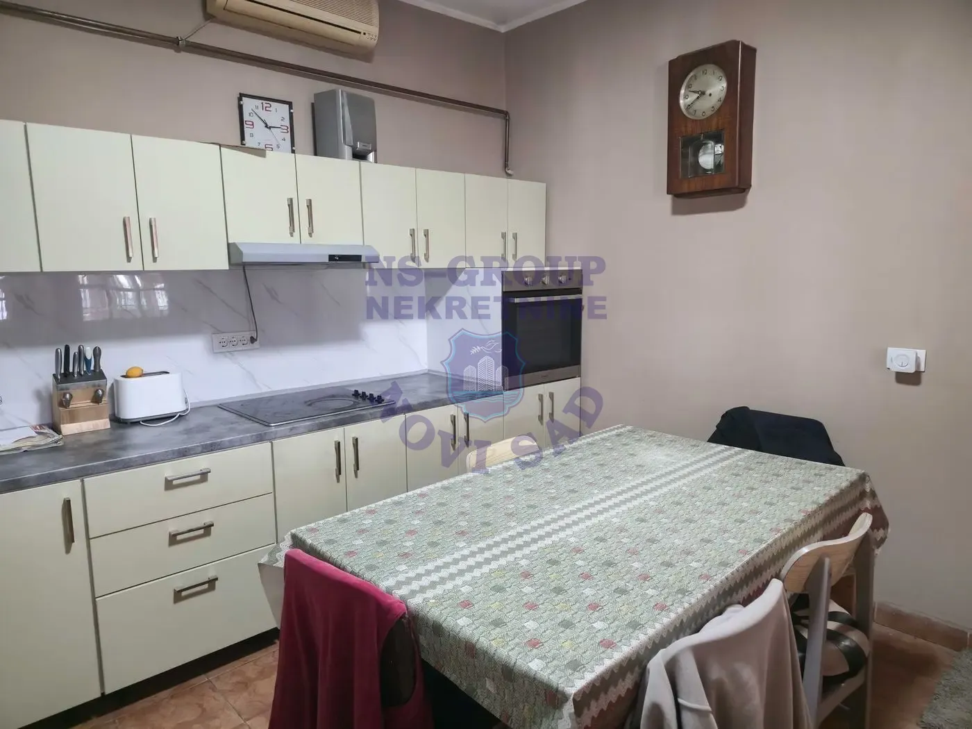 kuca na prodaju Čenej 267m2 567027