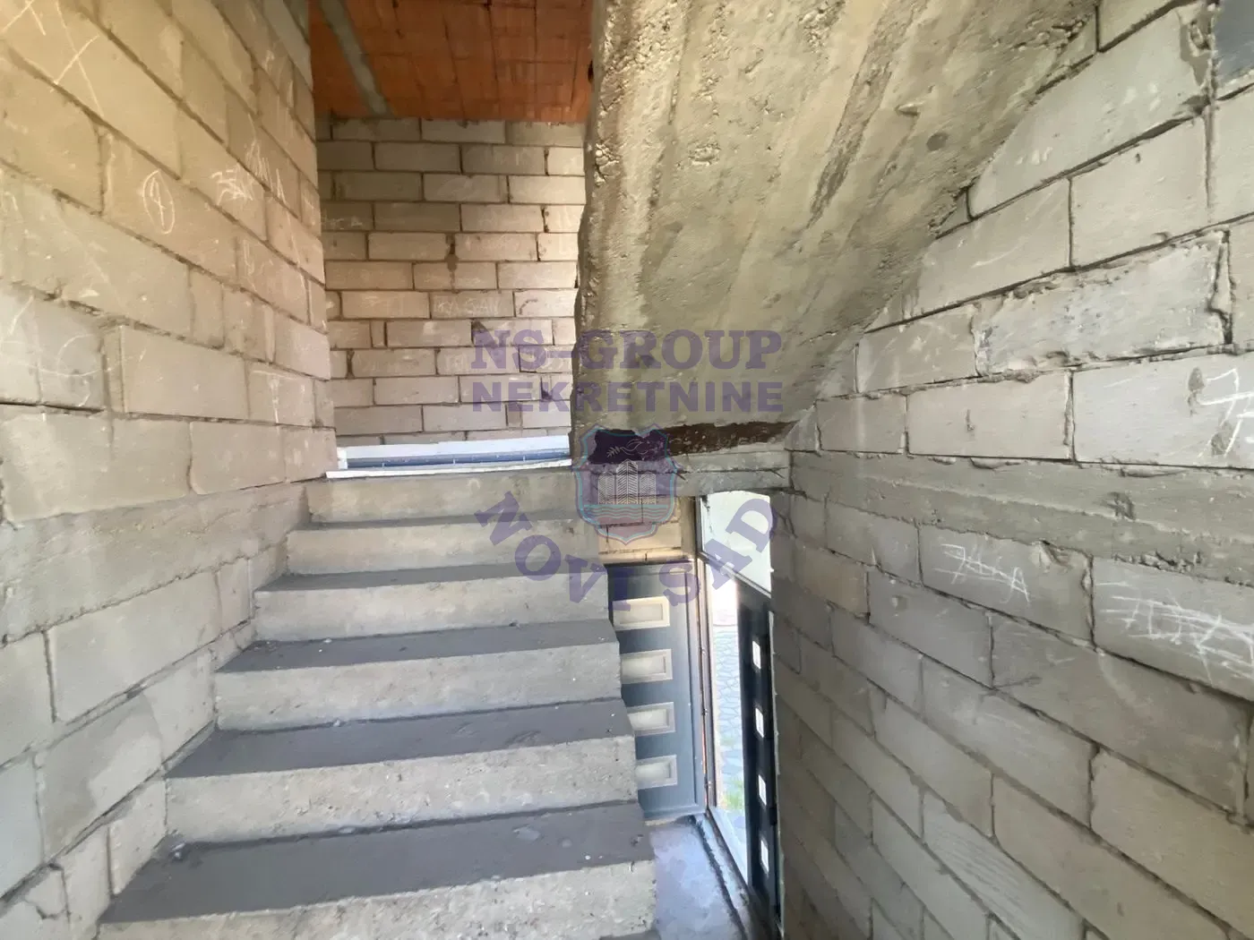 kuca na prodaju Žabalj 300m2 567849