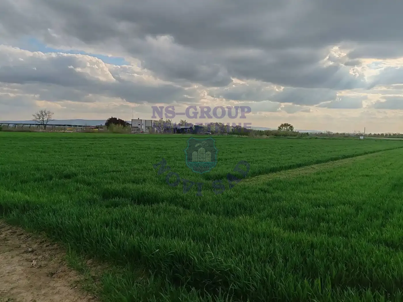 plac na prodaju Kać 4091m2 566680