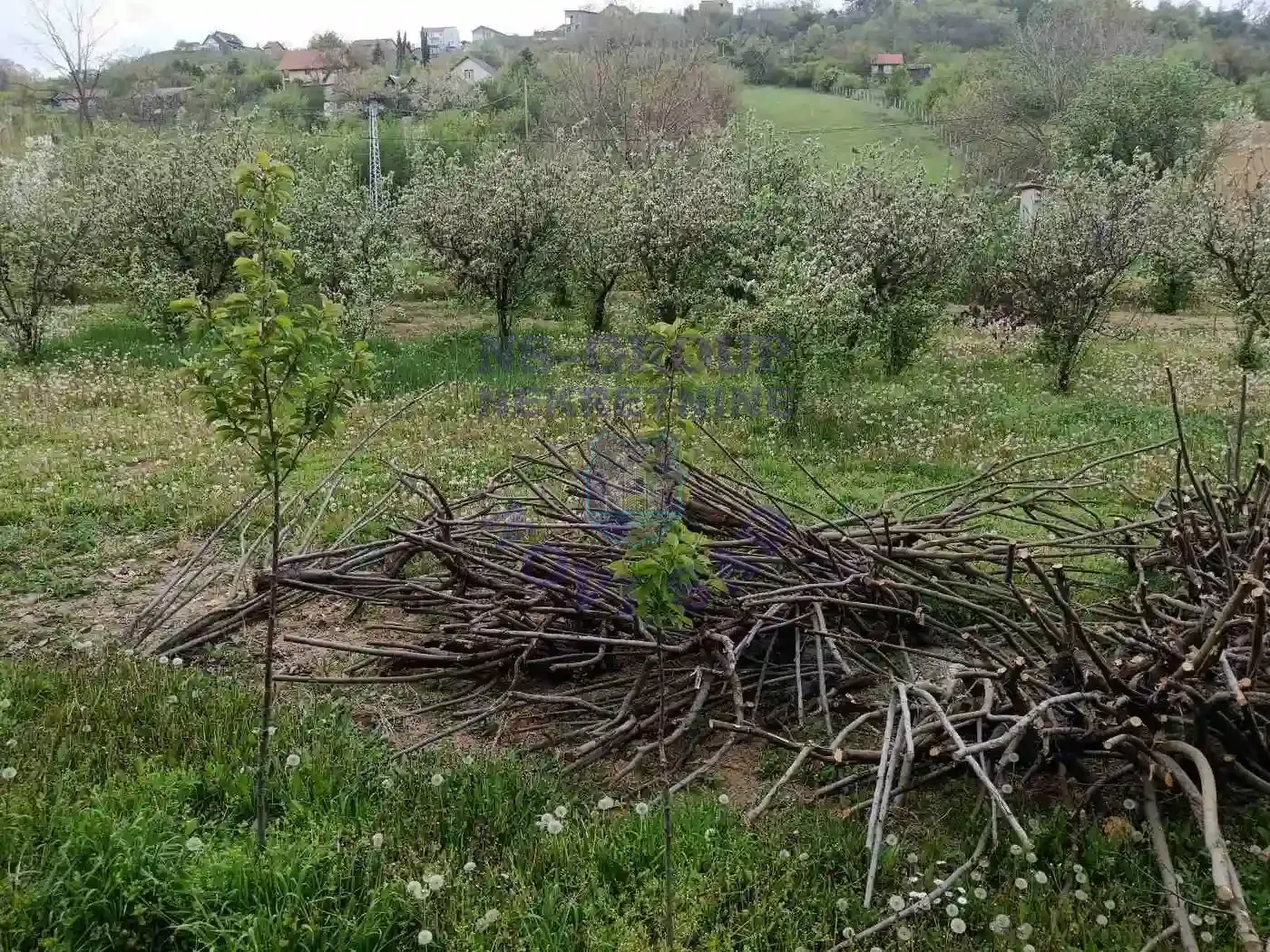 plac na prodaju Sremska Kamenica 2117m2 568169