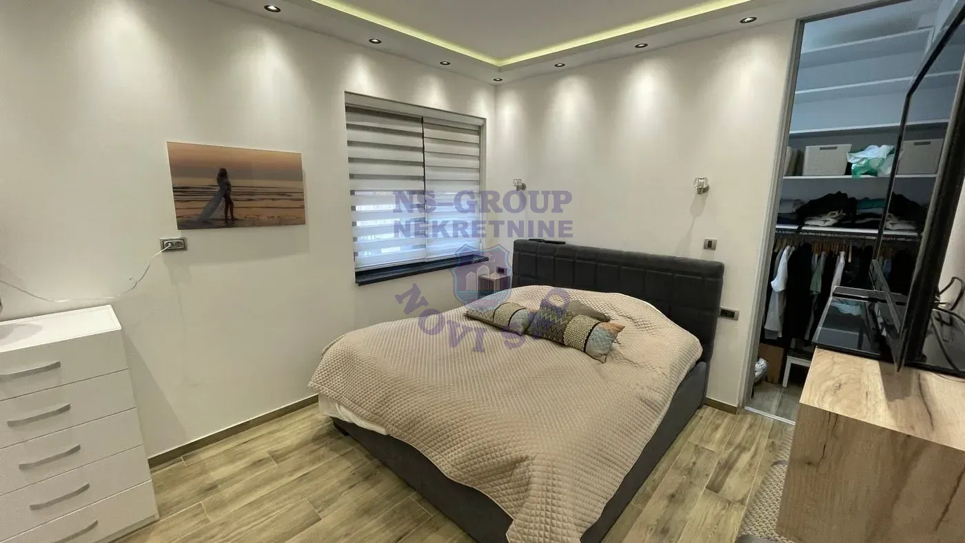 kuca na prodaju Petrovaradin 165m2 568356