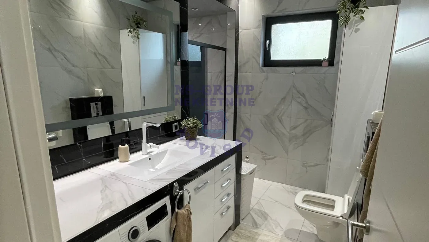 kuca na prodaju Petrovaradin 165m2 568356