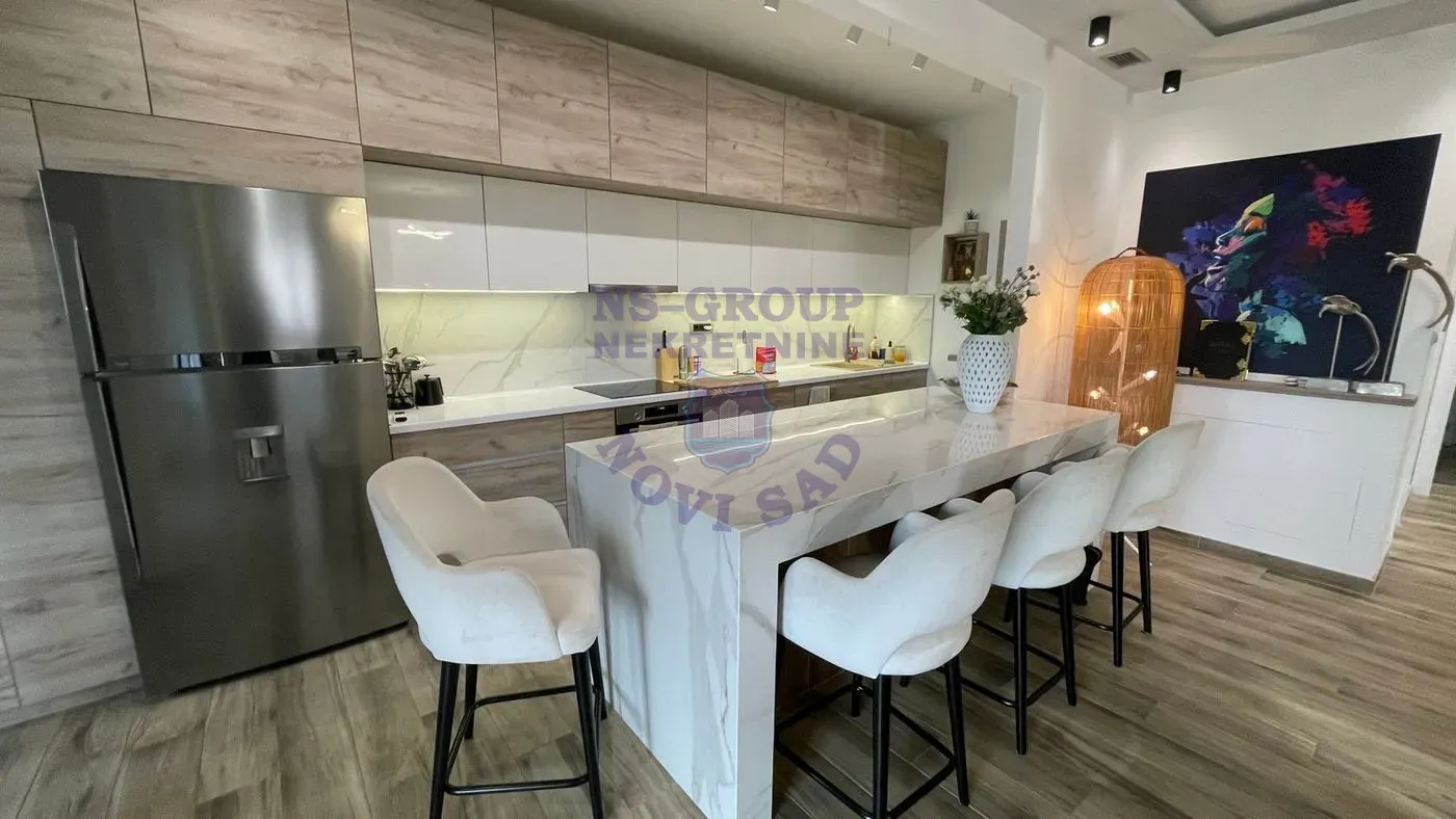kuca na prodaju Petrovaradin 165m2 568356