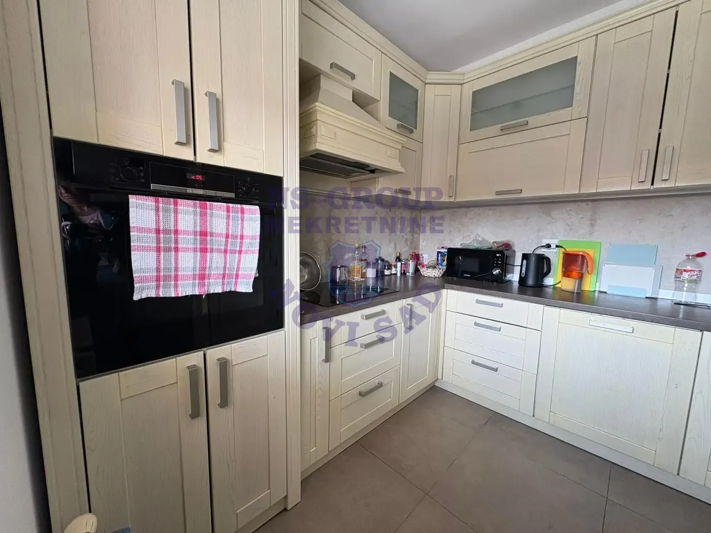 stan na prodaju Novi Sad 132m2 568401