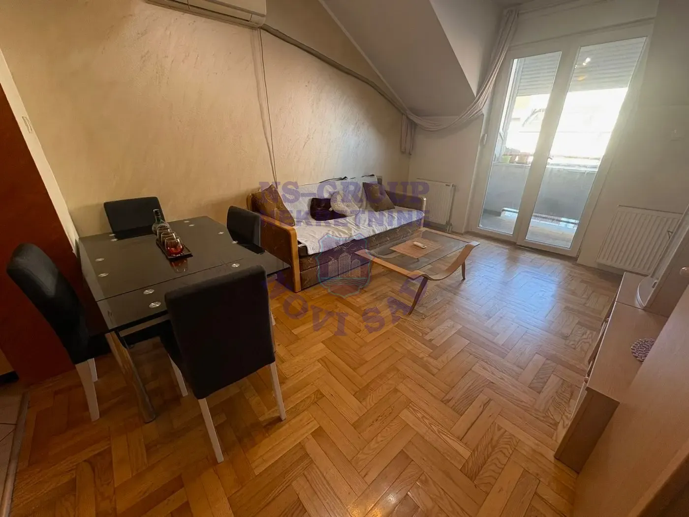 stan na prodaju Novi Sad 55m2 568482