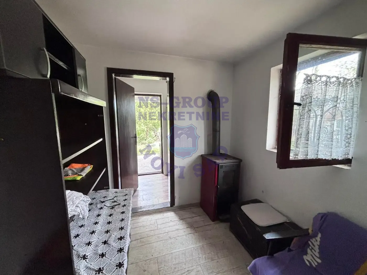 kuca na prodaju Bački Jarak 90m2 568609