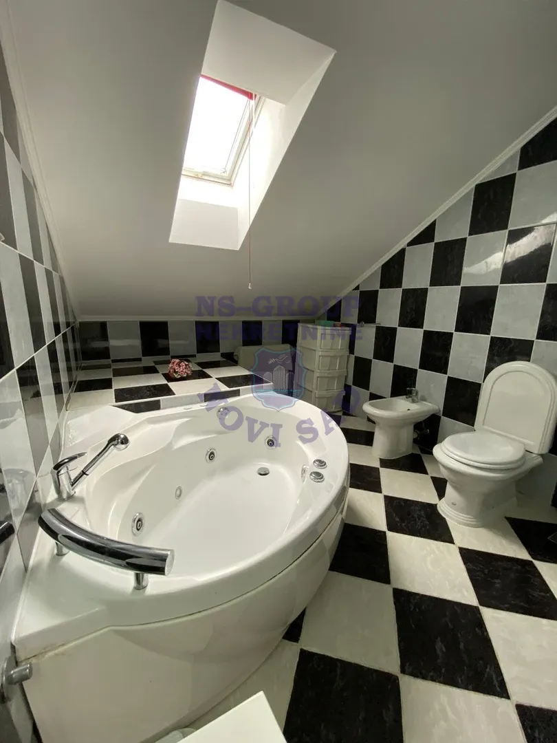 stan na prodaju Novi Sad 100m2 568751