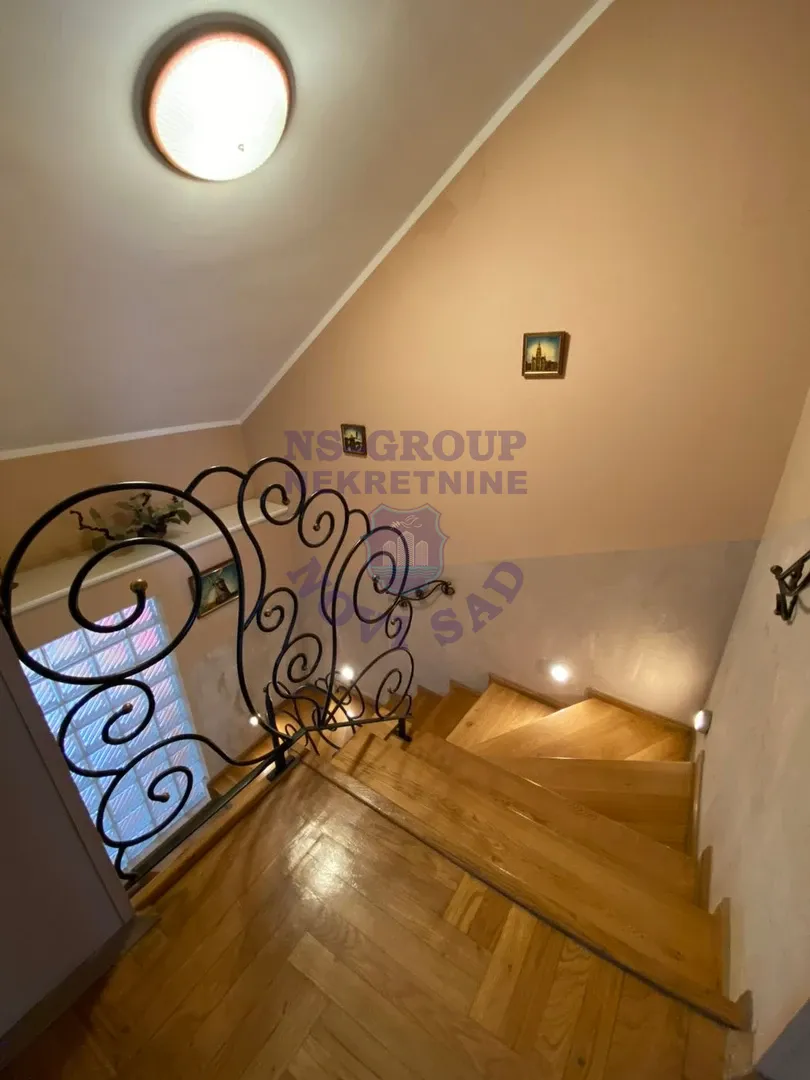 stan na prodaju Novi Sad 100m2 568751