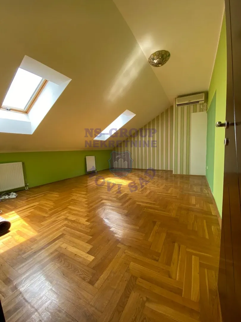stan na prodaju Novi Sad 100m2 568751