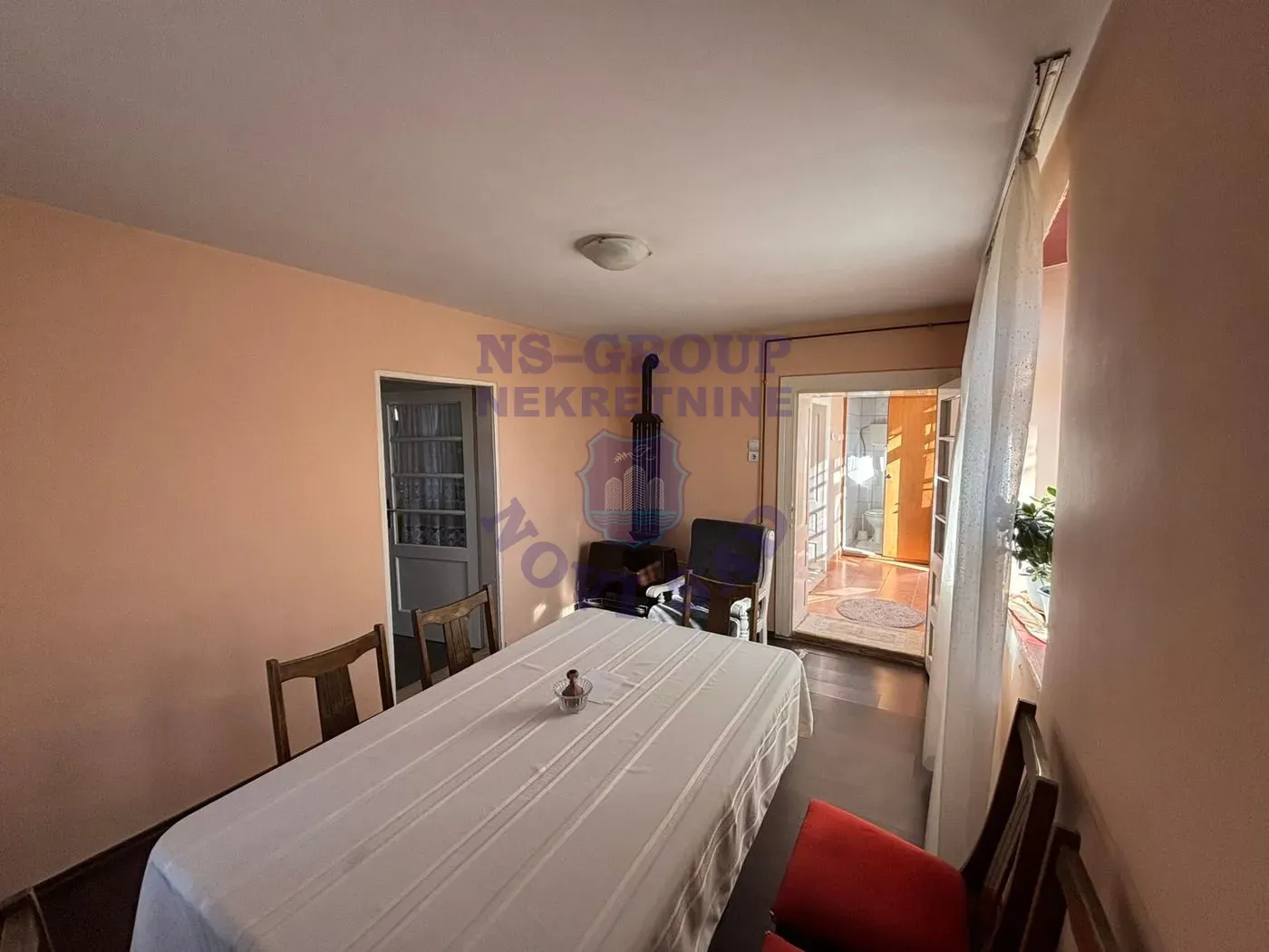 kuca na prodaju Temerin 205m2 568824