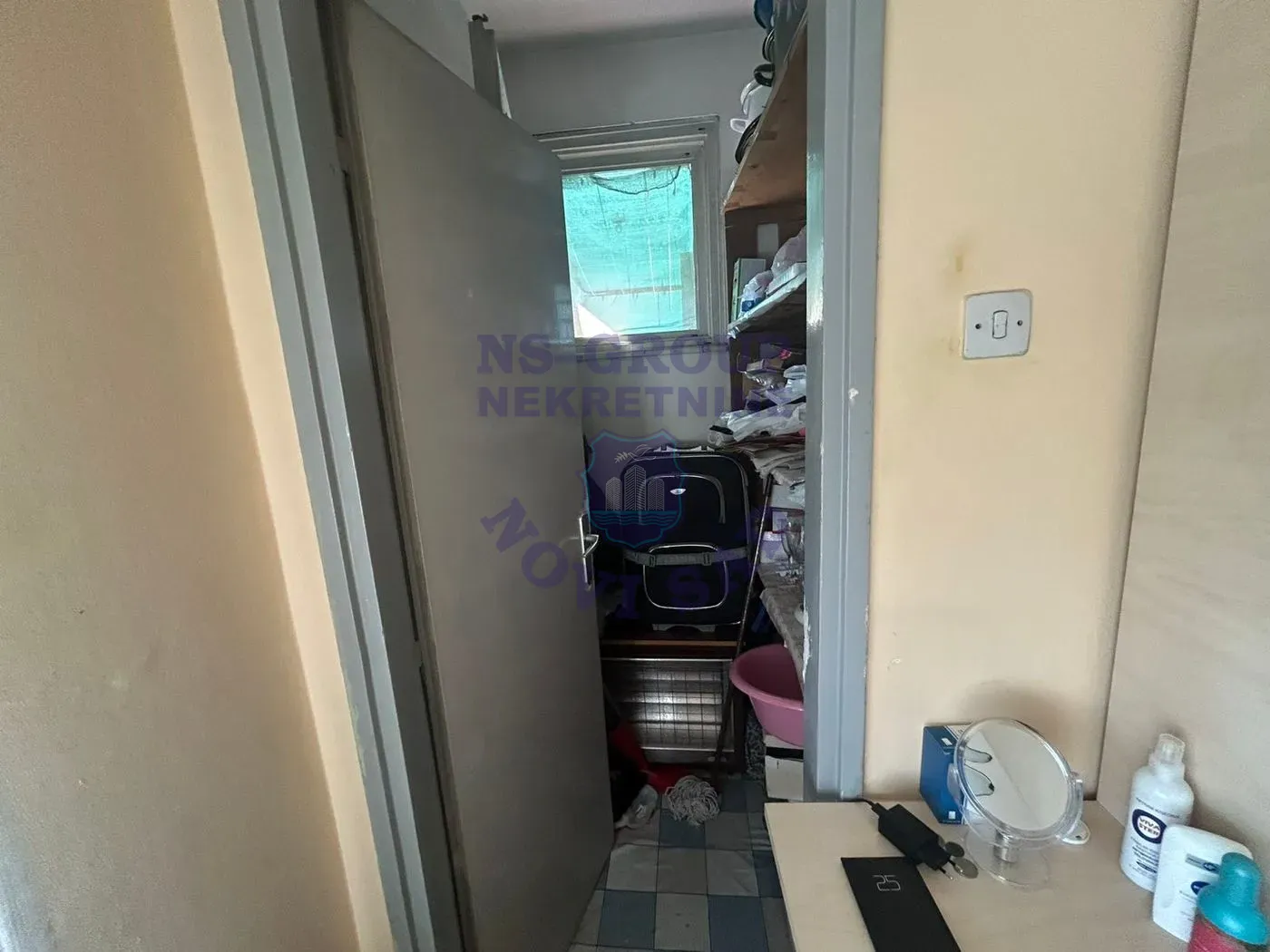 stan na prodaju Novi Sad 40m2 568929