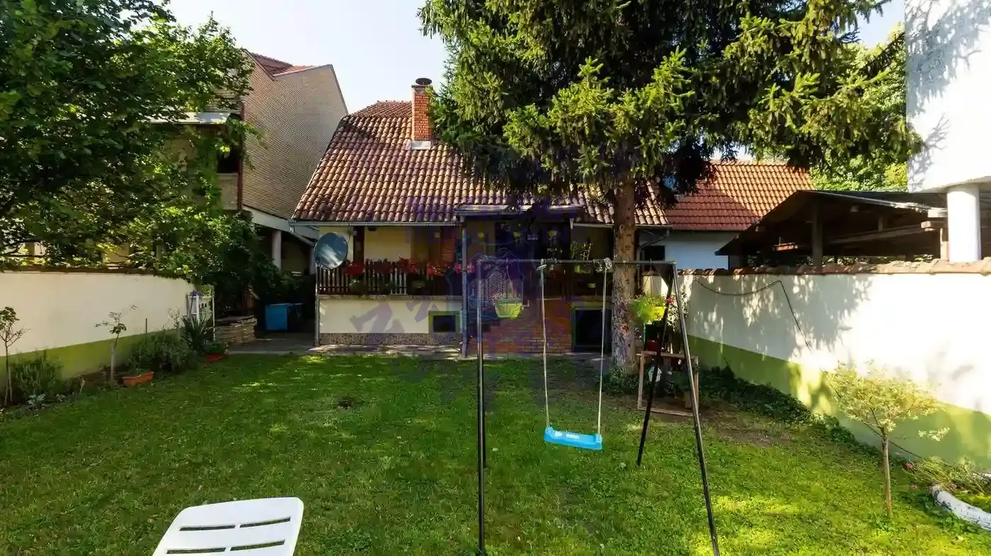 kuca na prodaju Novi Sad 338m2 569038