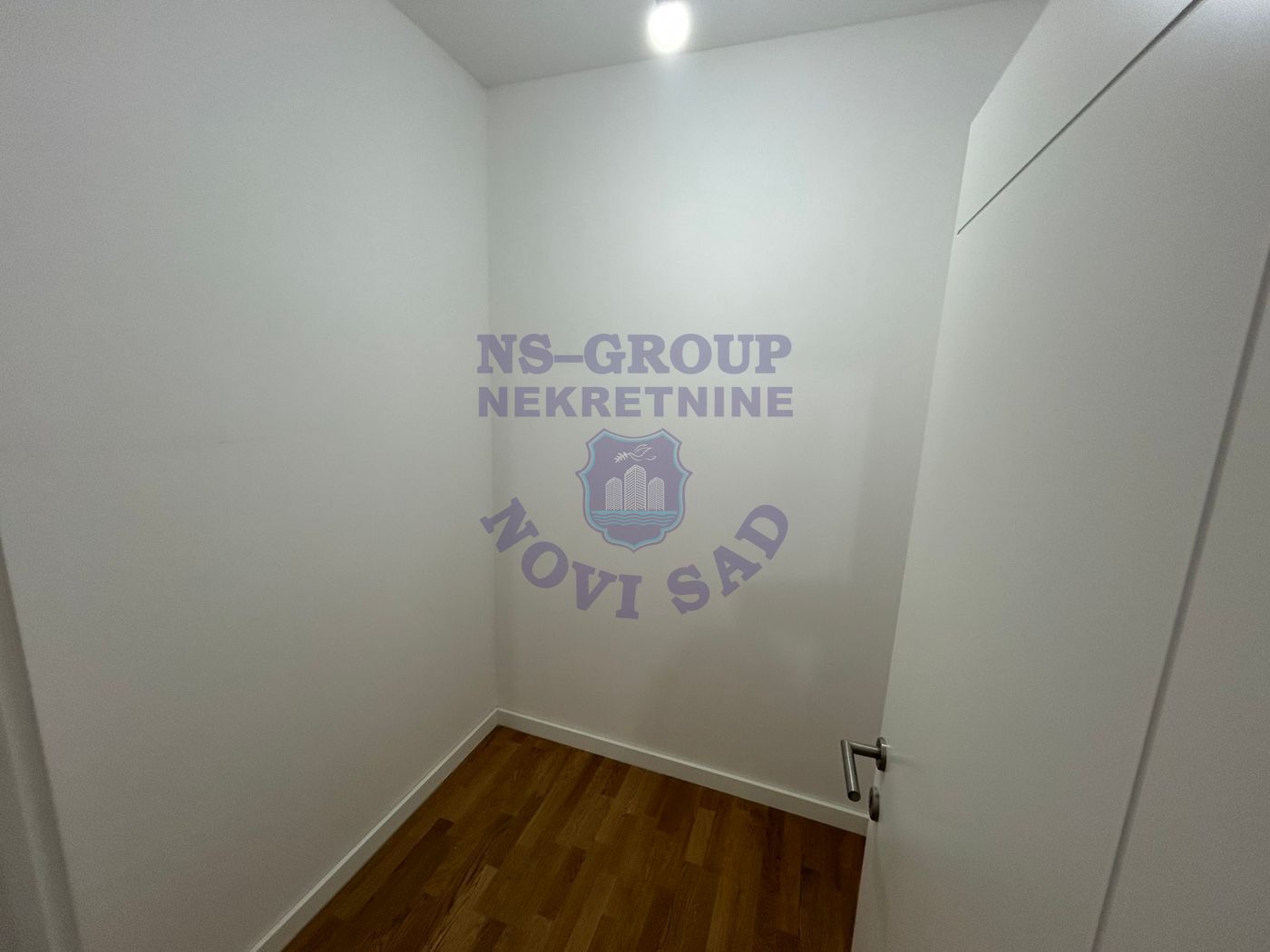 stan na prodaju Novi Sad 44m2 569063