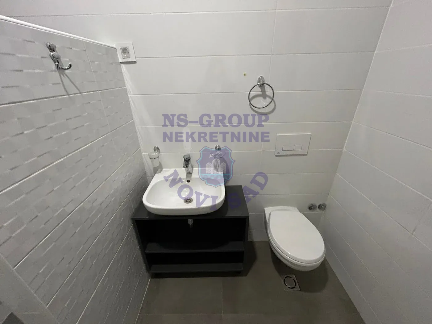 stan na prodaju Novi Sad 44m2 569063