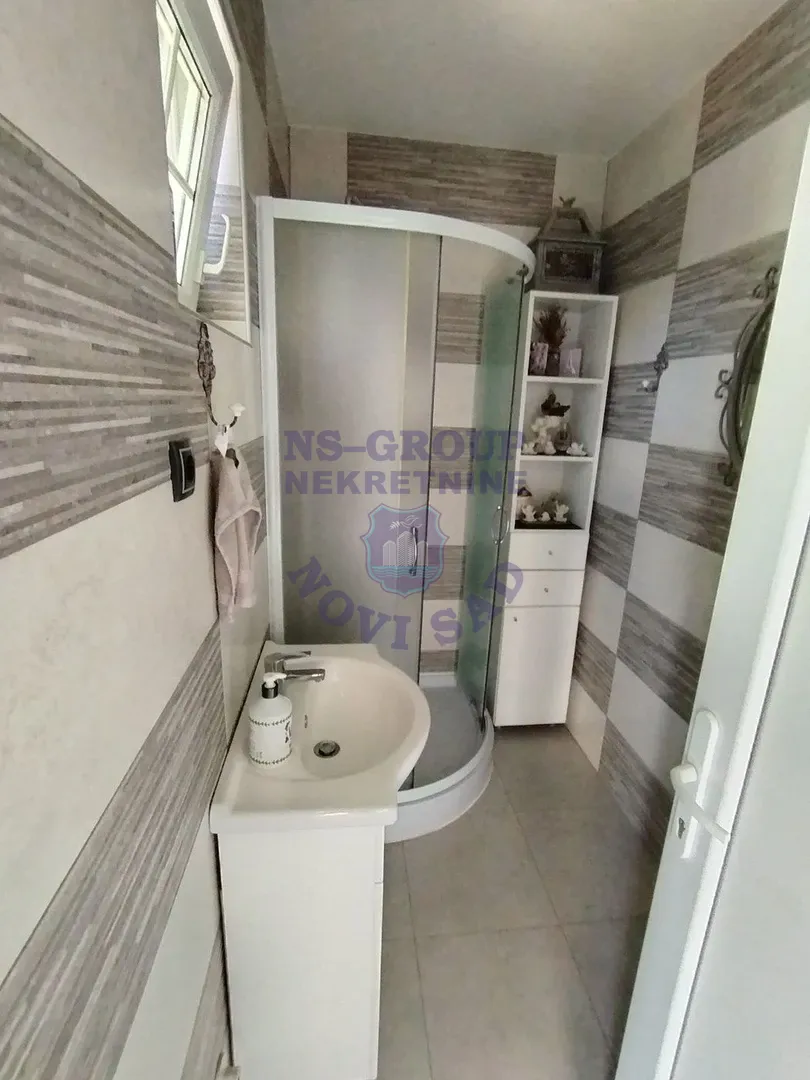kuca na prodaju Novi Sad 232m2 569018