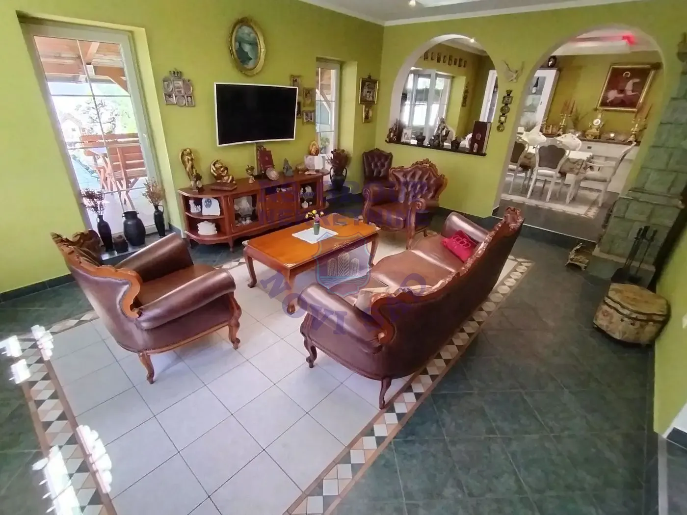 kuca na prodaju Novi Sad 232m2 569018