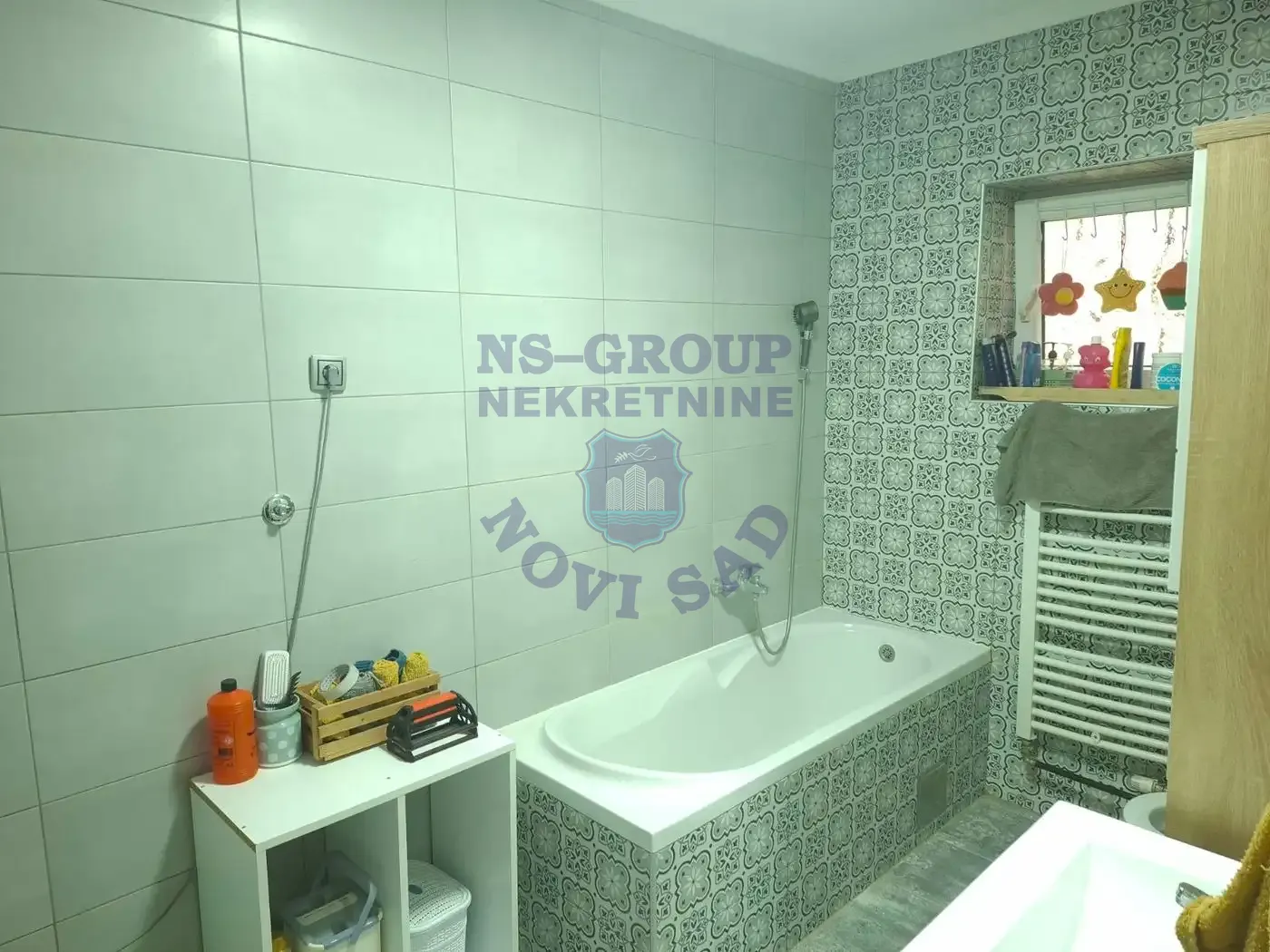 kuca na prodaju Novi Sad 338m2 569038