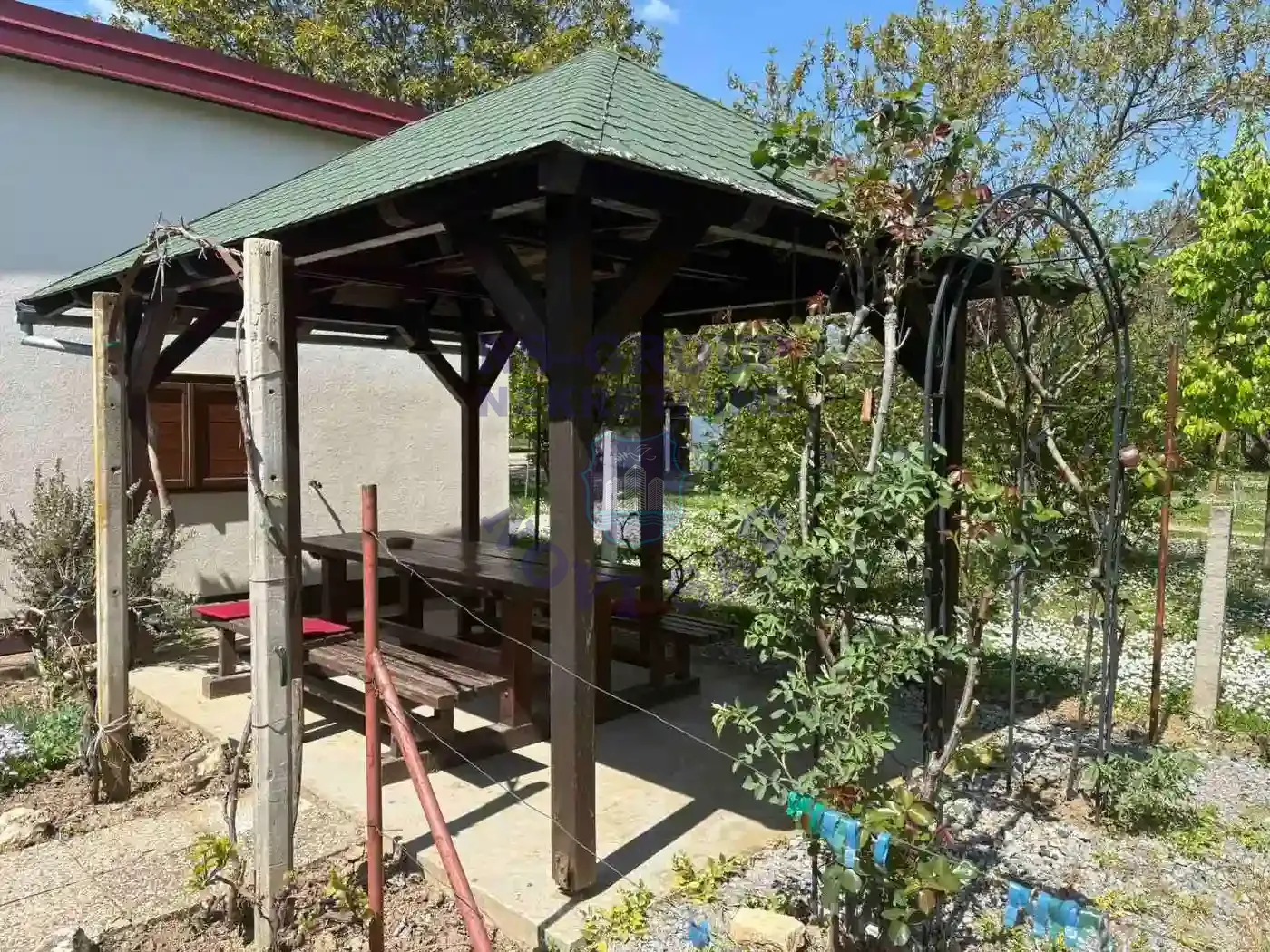 kuca na prodaju Bačko Gradište 29m2 569075