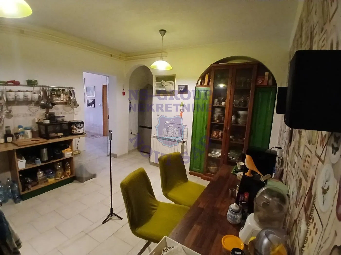 kuca na prodaju Ledinci 322m2 569131