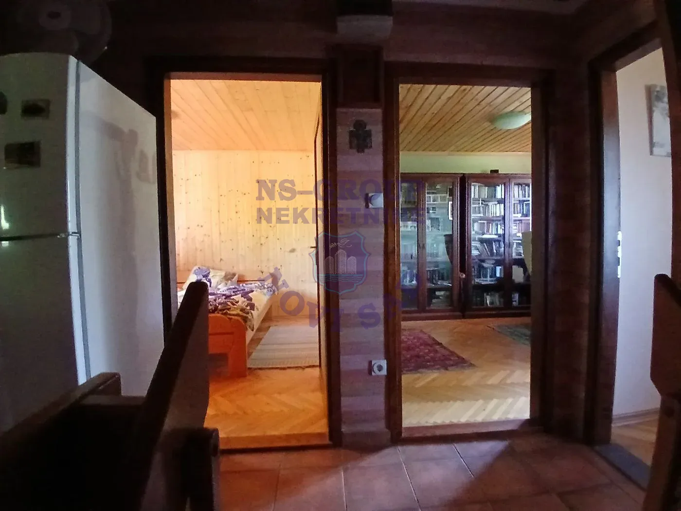 kuca na prodaju Ledinci 322m2 569131